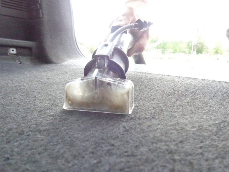 Pranie tapicerki samochodowej